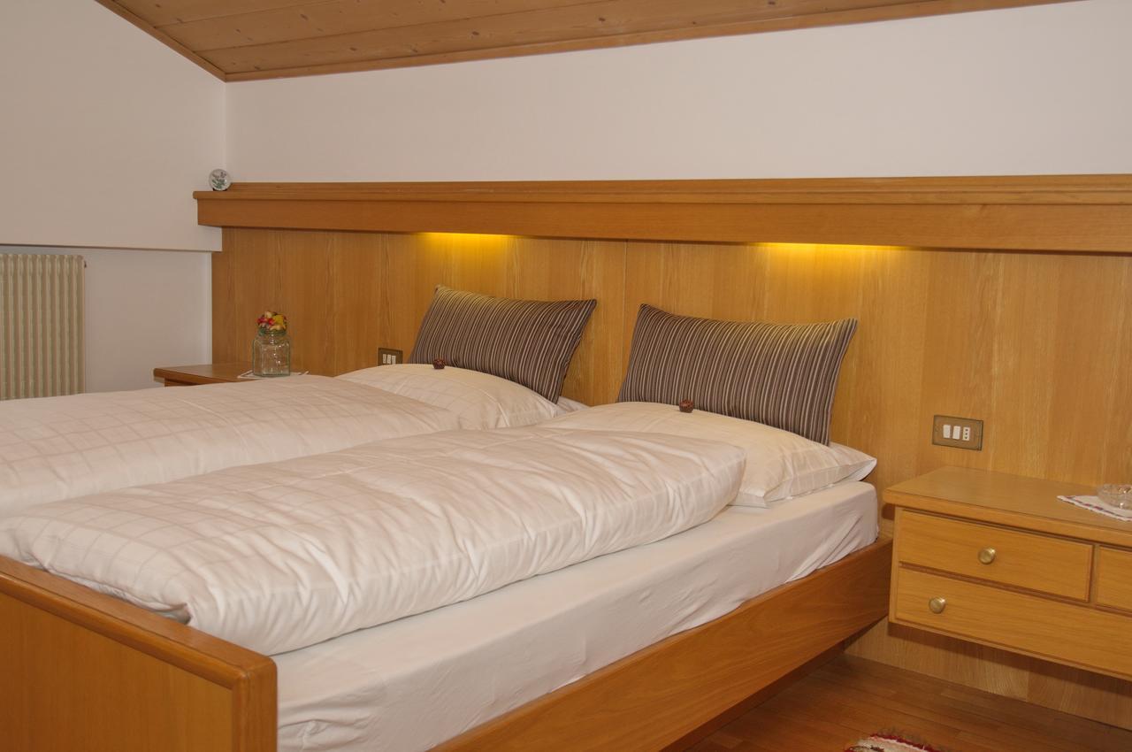 Aparthotel Garni Salegg St. Ulrich in Gröden Exterior foto